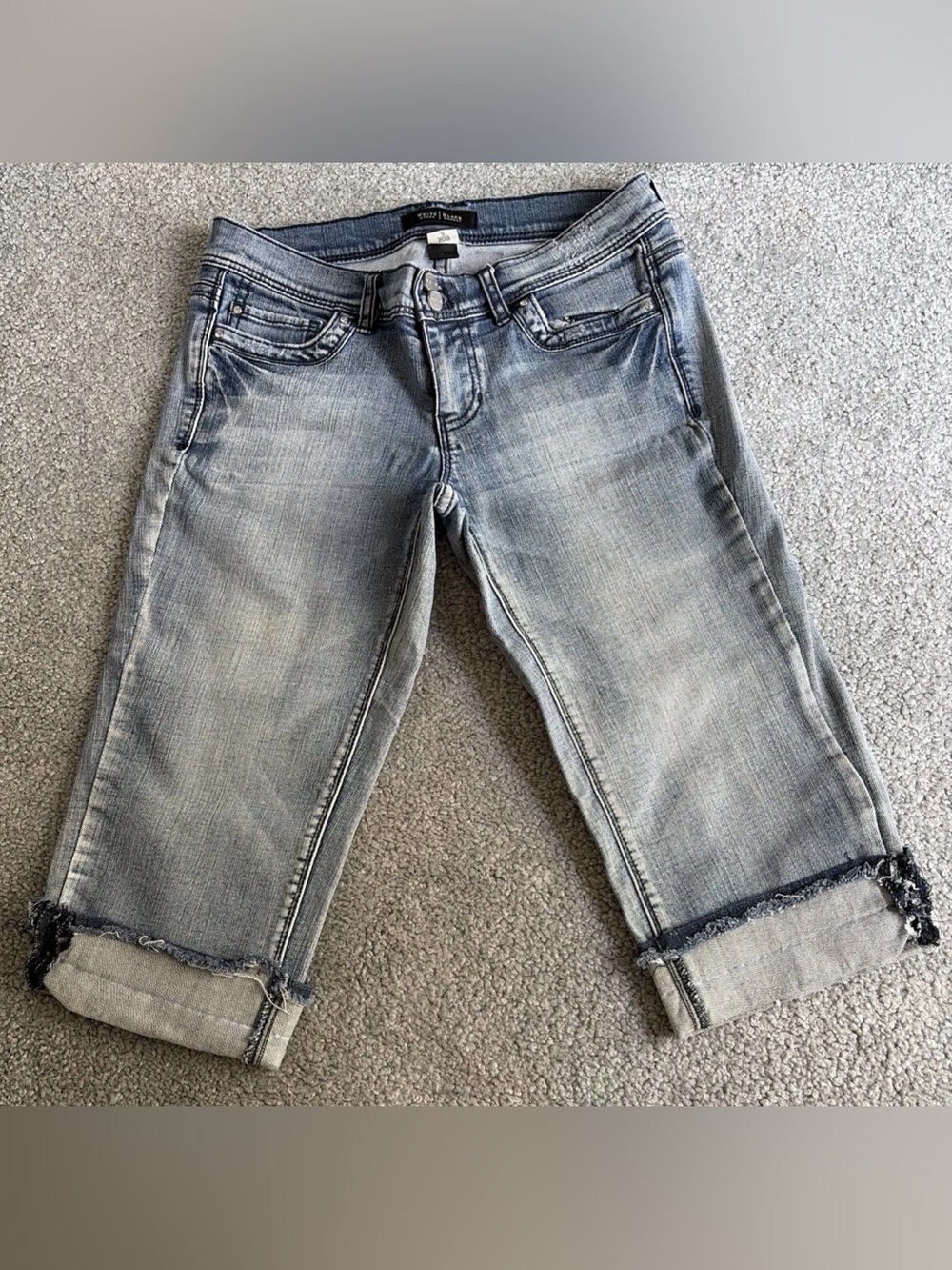 Vintage White House Black Market Capri Light Wash Jeans Bling Low Rise 30” 0